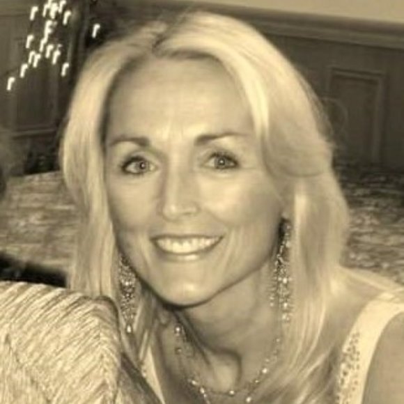 Meet your Posher, Jackie - Picture 1 of 1